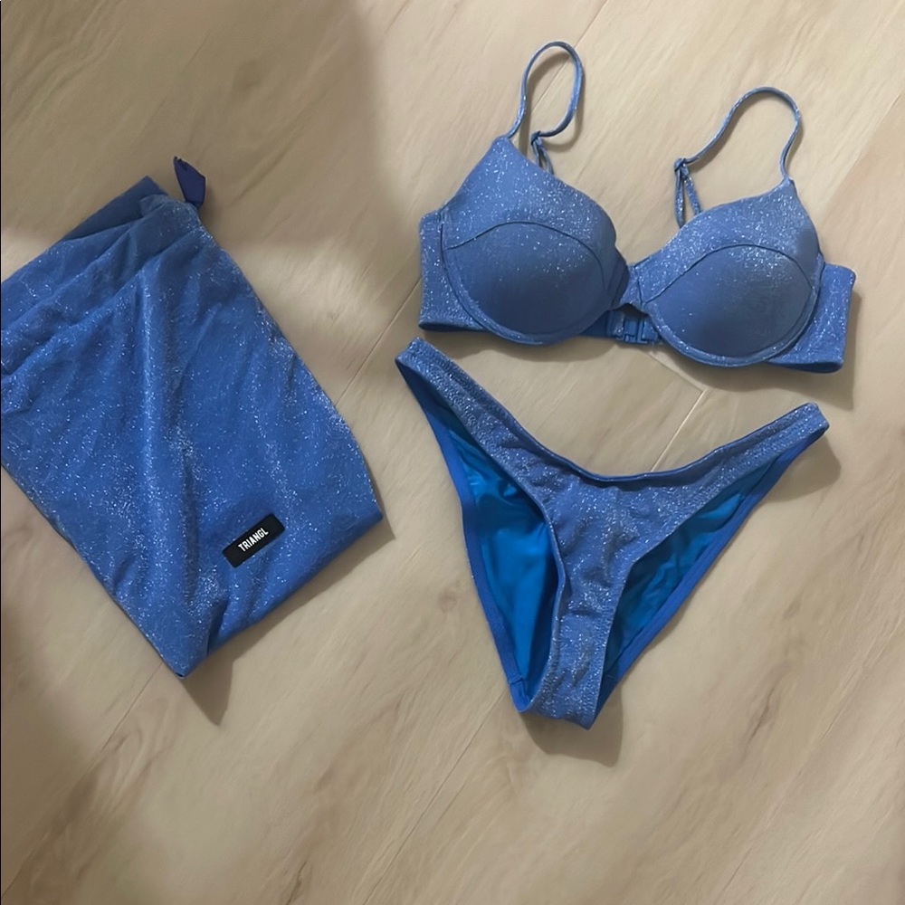 TRIANGL Bikini Set